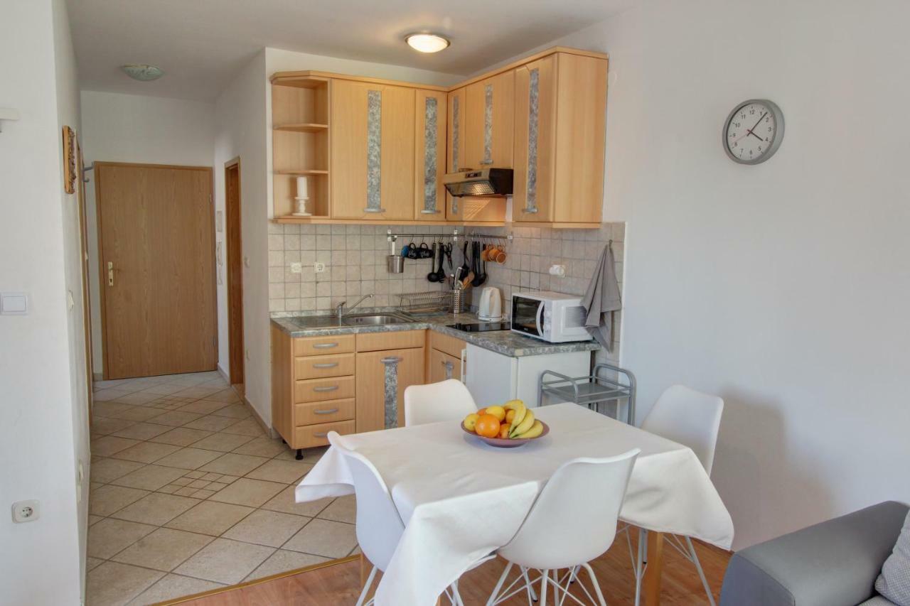 Apartman Пула Екстер'єр фото